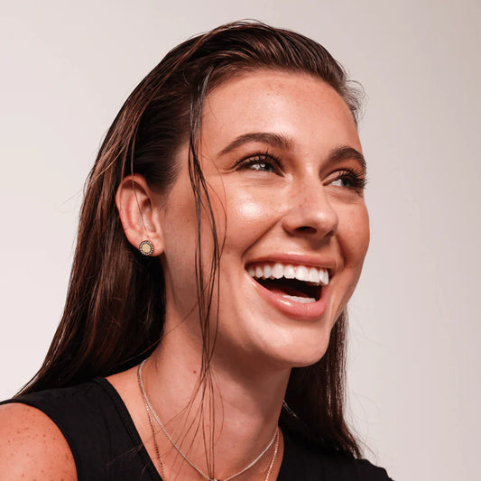 OCEAN BEIGE CHIP WITH ZIRCONIA EARRINGS